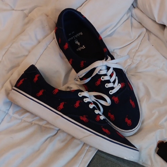 Polo by Ralph Lauren Men's All Over Pony Print Sneakers - Picture 3 of 10